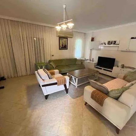 Feriehus Alacati Carsida, Oezel Havuzlu 4 Odali Izmir Size Iyi Gelecek Çeşme